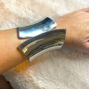 Silver Tone Bangle Bracelet